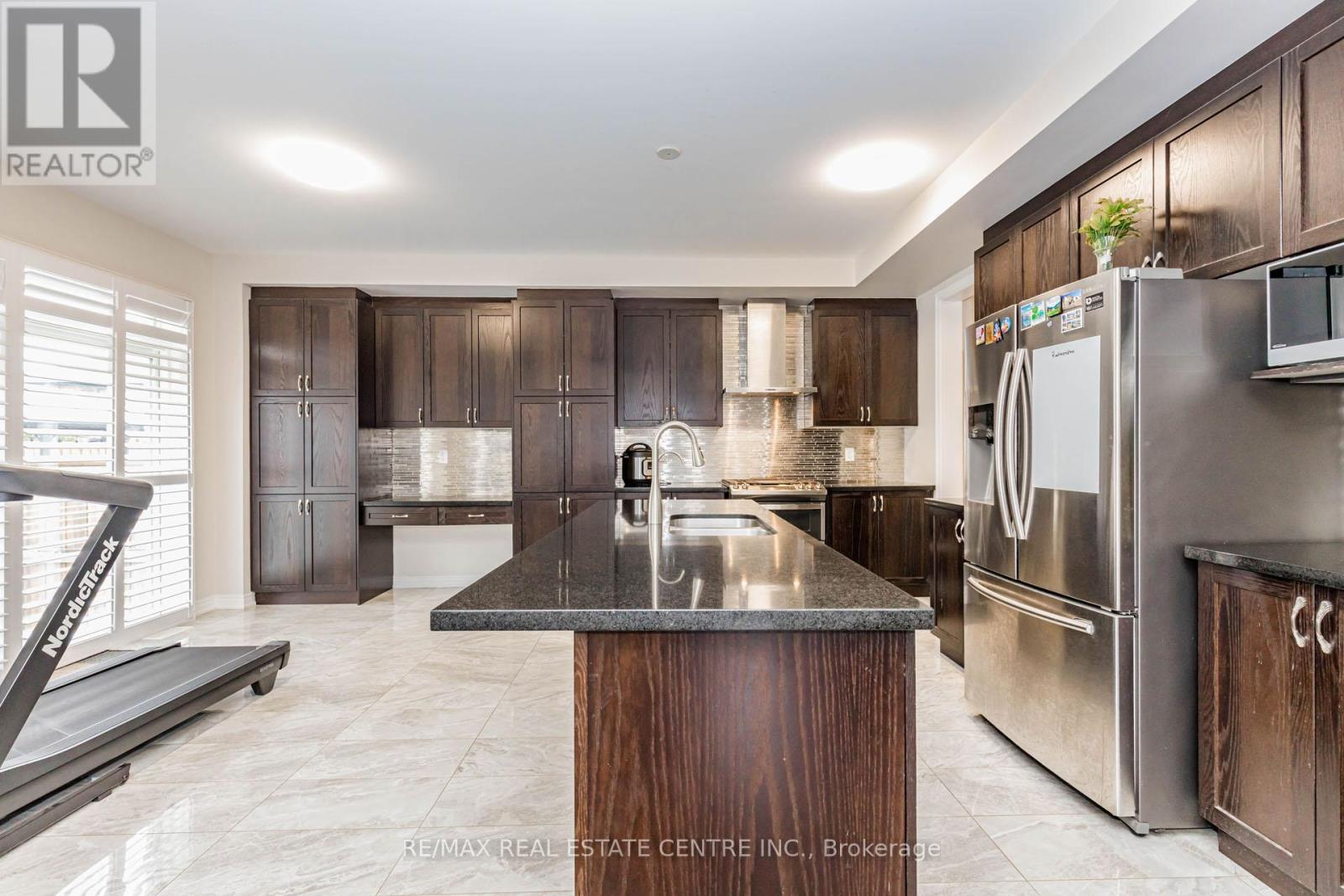 1332 Blackmore Street, Innisfil, Ontario  L9S 0J8 - Photo 10 - N13659366