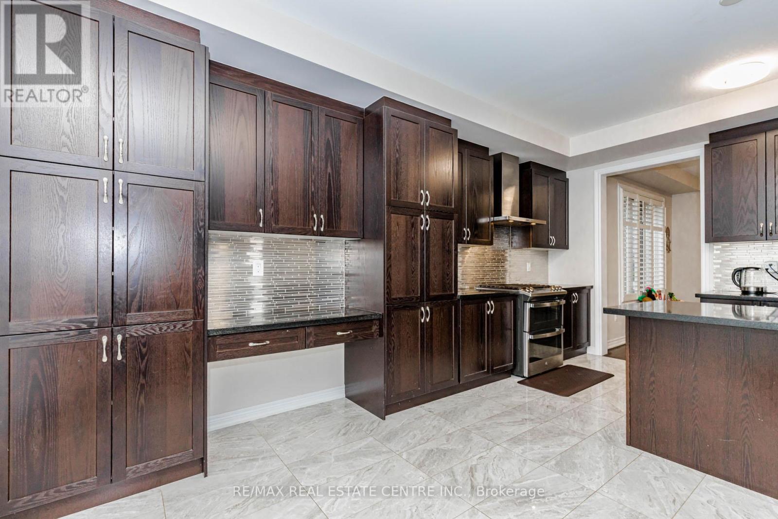 1332 Blackmore Street, Innisfil, Ontario  L9S 0J8 - Photo 14 - N13659366