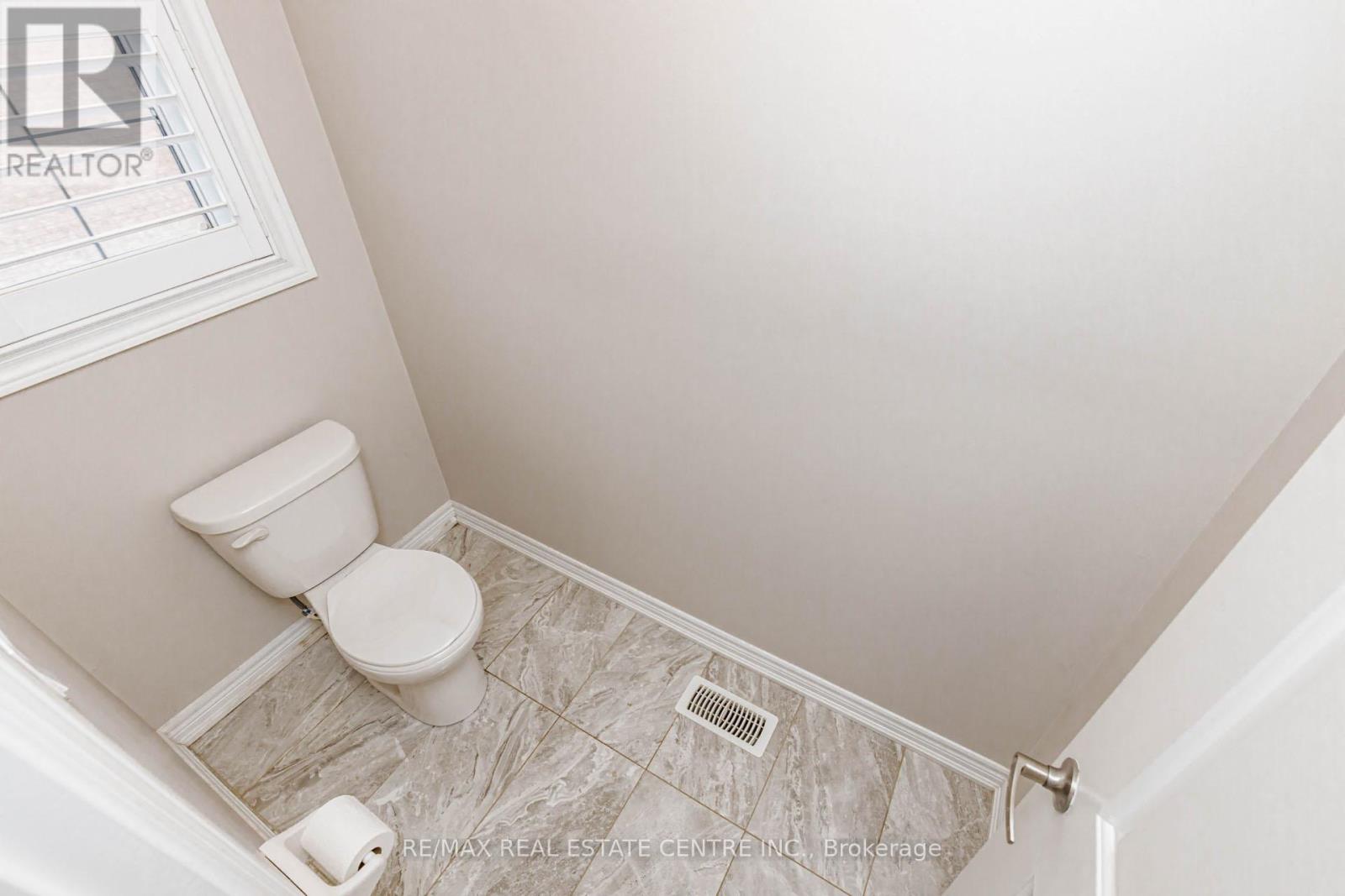 1332 Blackmore Street, Innisfil, Ontario  L9S 0J8 - Photo 32 - N13659366