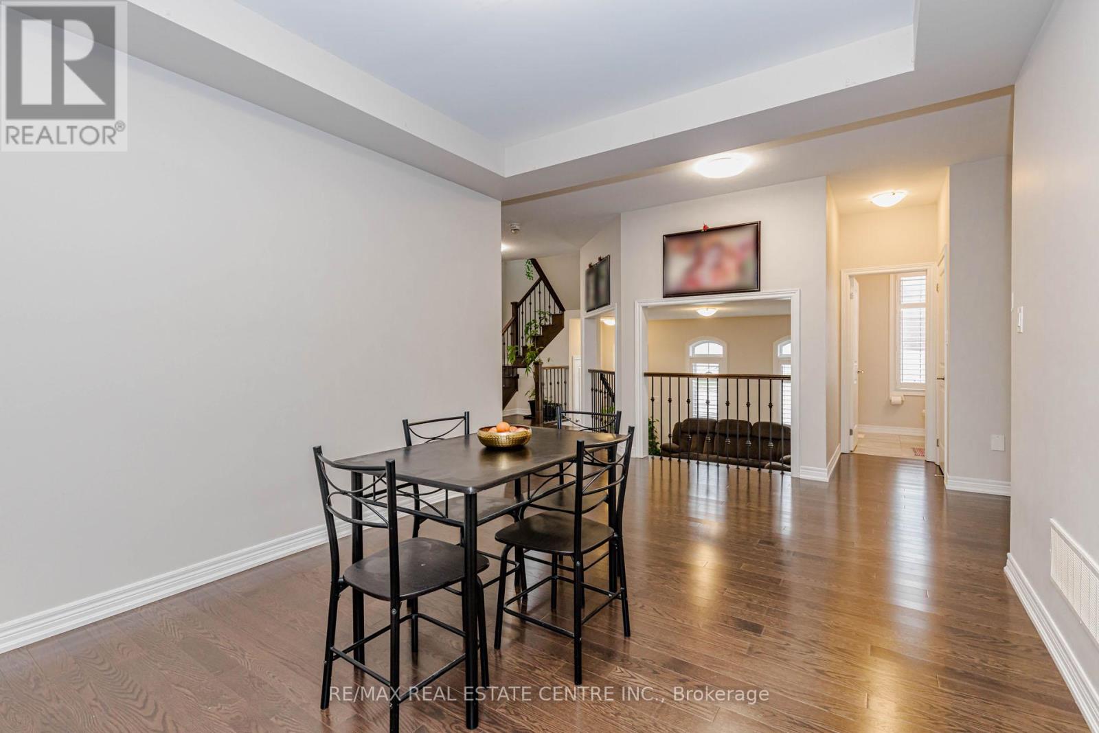 1332 Blackmore Street, Innisfil, Ontario  L9S 0J8 - Photo 8 - N13659366