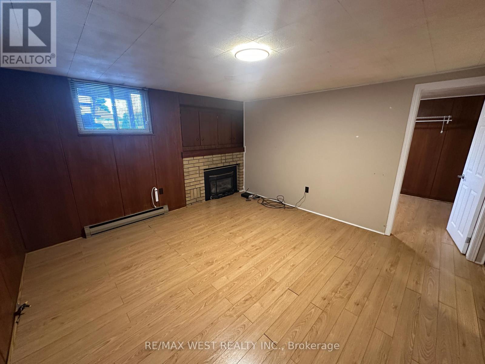 Lower - 28 Snider Avenue, Toronto, Ontario  M6E 4R9 - Photo 6 - W13659276