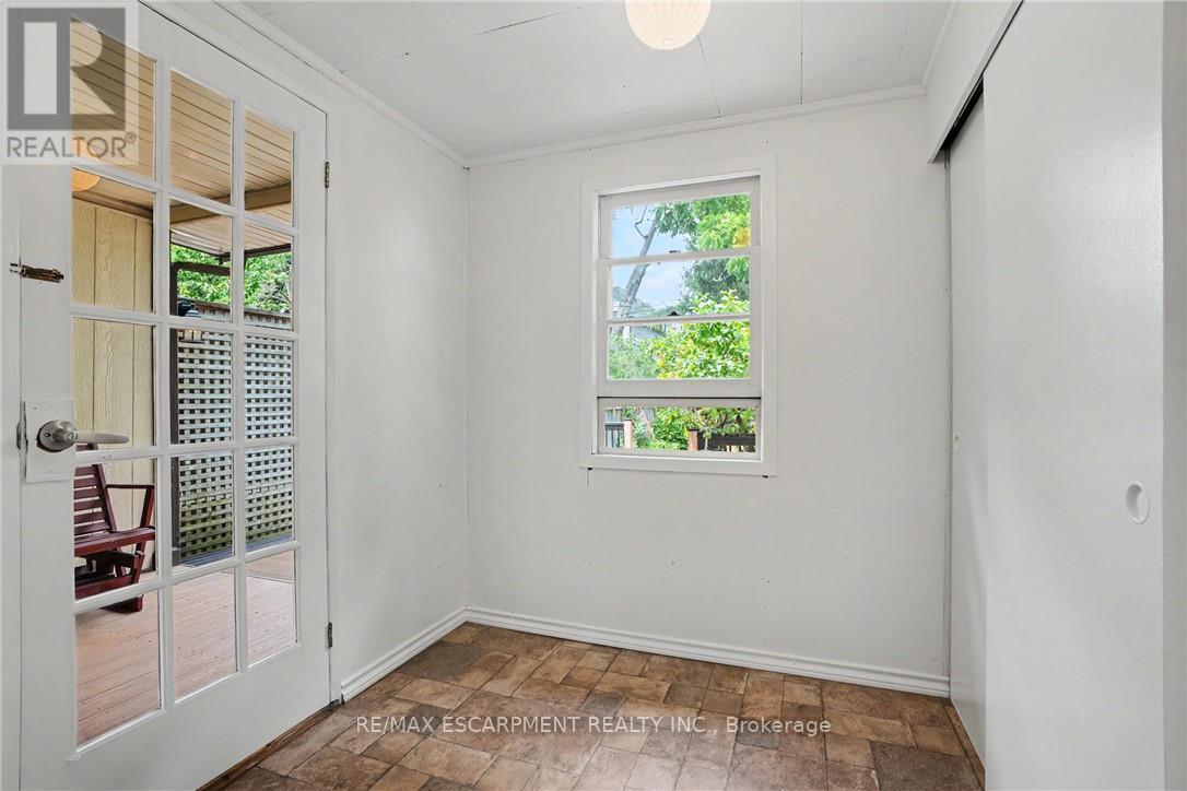 18 Elma Street, Toronto, Ontario  M8V 1X8 - Photo 14 - W13659282