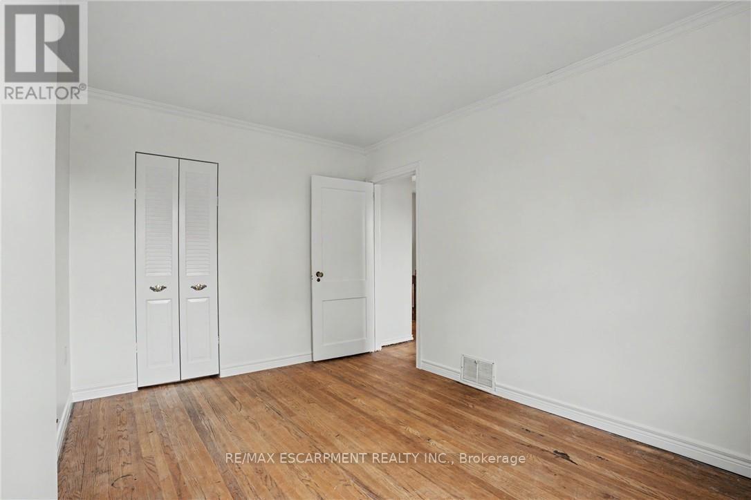 18 Elma Street, Toronto, Ontario  M8V 1X8 - Photo 17 - W13659282