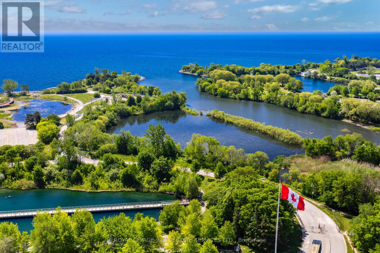 2019 - 30 Shore Breeze Drive, Toronto, Ontario  M8V 0J1 - Photo 11 - W13659346