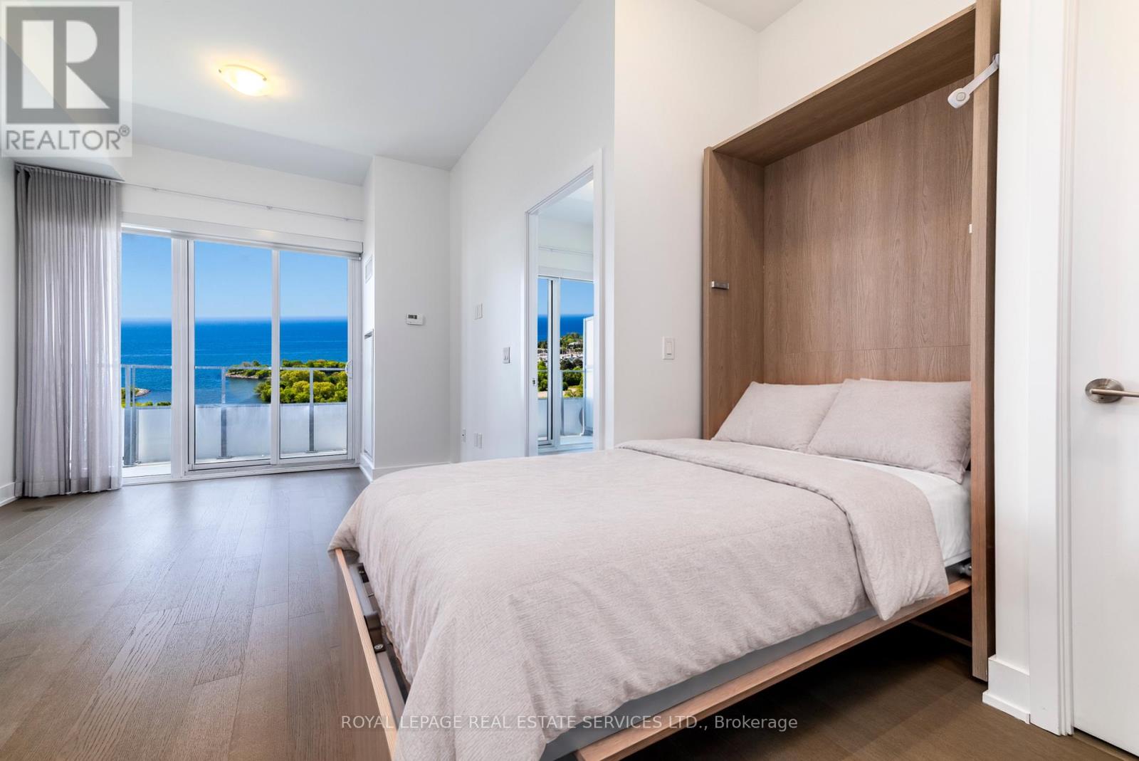 2019 - 30 Shore Breeze Drive, Toronto, Ontario  M8V 0J1 - Photo 14 - W13659346