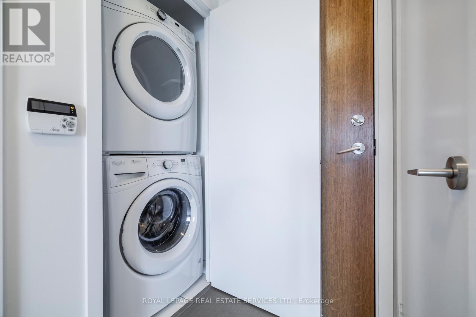 2019 - 30 Shore Breeze Drive, Toronto, Ontario  M8V 0J1 - Photo 21 - W13659346