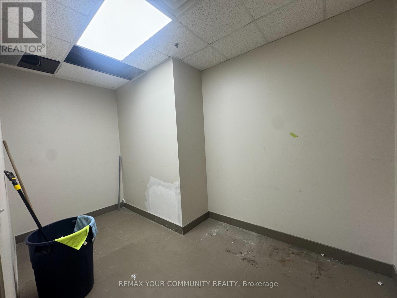 8 - 670 Highway 7 Street E, Richmond Hill, Ontario L4B 2P2 - Photo 18 - N13651724