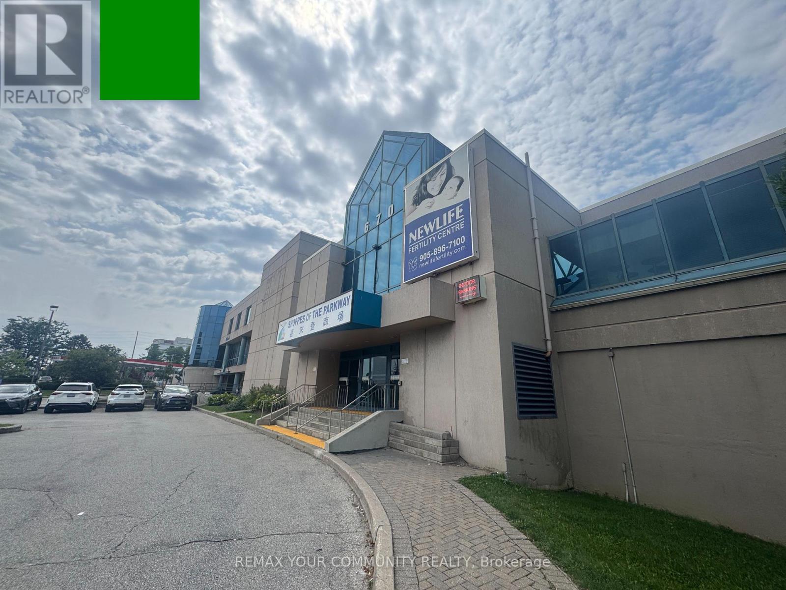 8 - 670 HIGHWAY 7 STREET E, Richmond Hill, Ontario
