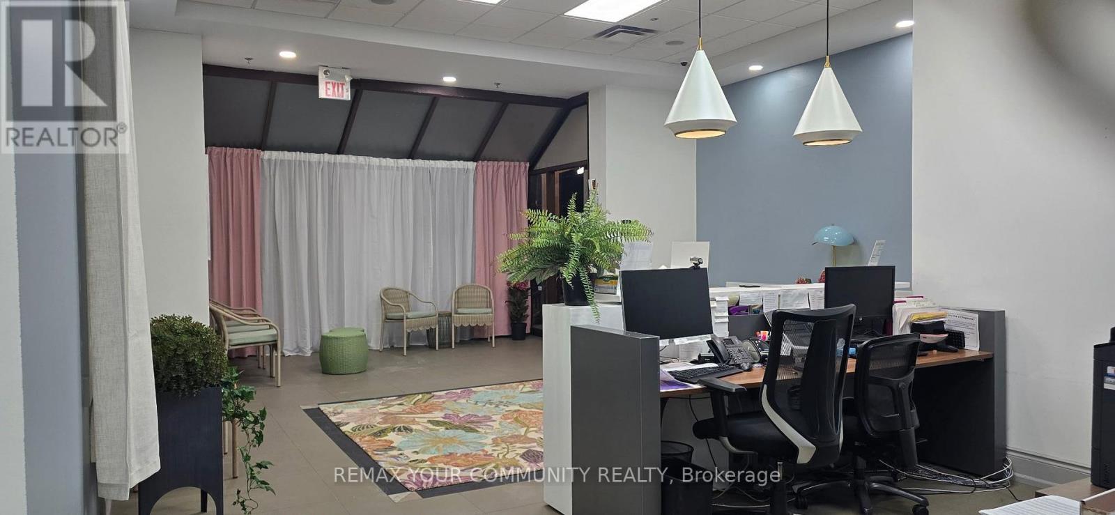8 - 670 Highway 7 Street E, Richmond Hill, Ontario L4B 2P2 - Photo 3 - N13651724