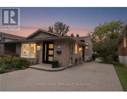 374 BRIGADOON DRIVE, Hamilton, Ontario