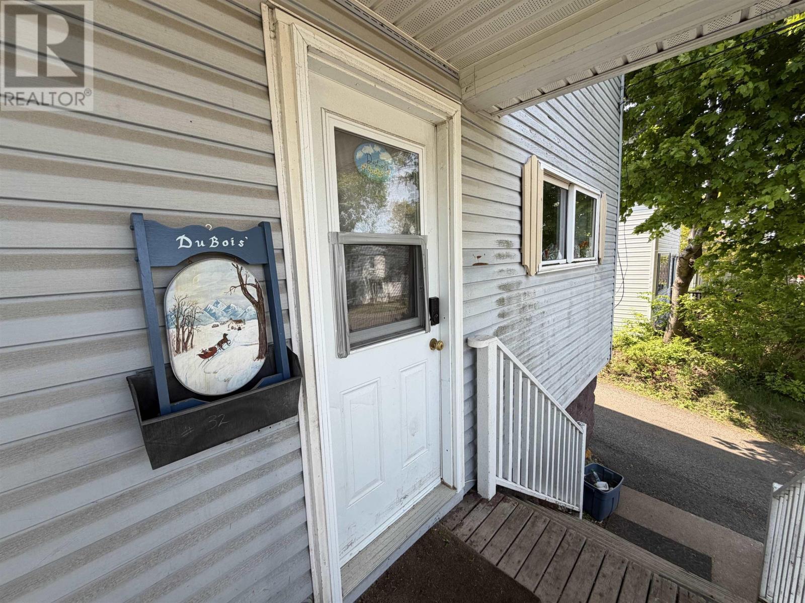 30-32 West Pleasant Street, Amherst, Nova Scotia  B4H 1E4 - Photo 14 - 202615239