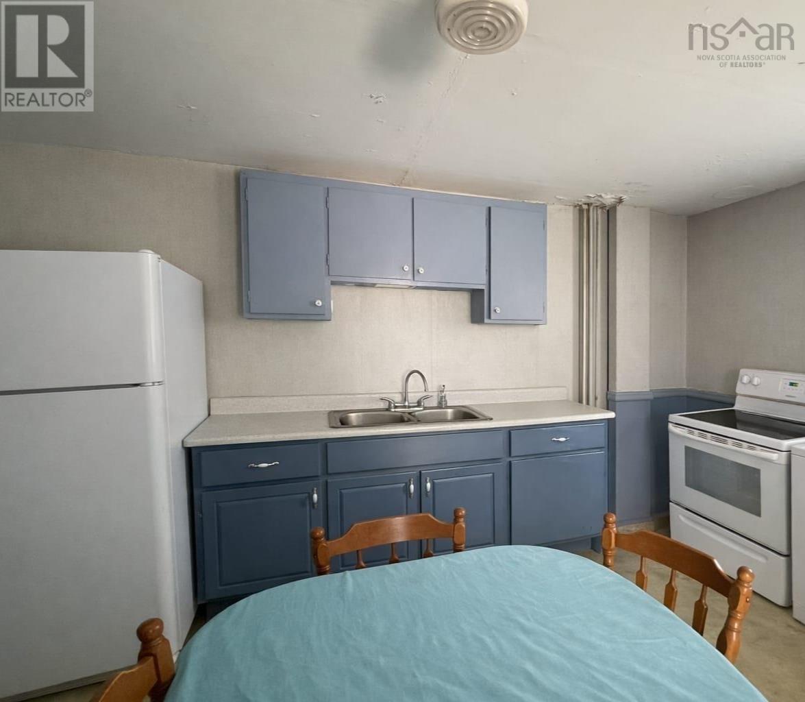 61-63 Albion Street, Amherst, Nova Scotia  B4H 2W2 - Photo 8 - 202615285