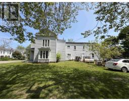 <div class="price">$259,900</div> 29 Spring Street<br>Amherst, Nova Scotia<br>