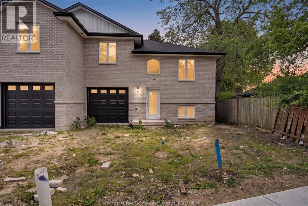1525 Michigan Avenue, Lasalle, Ontario  N9J 2G7 - Photo 2 - 26015908