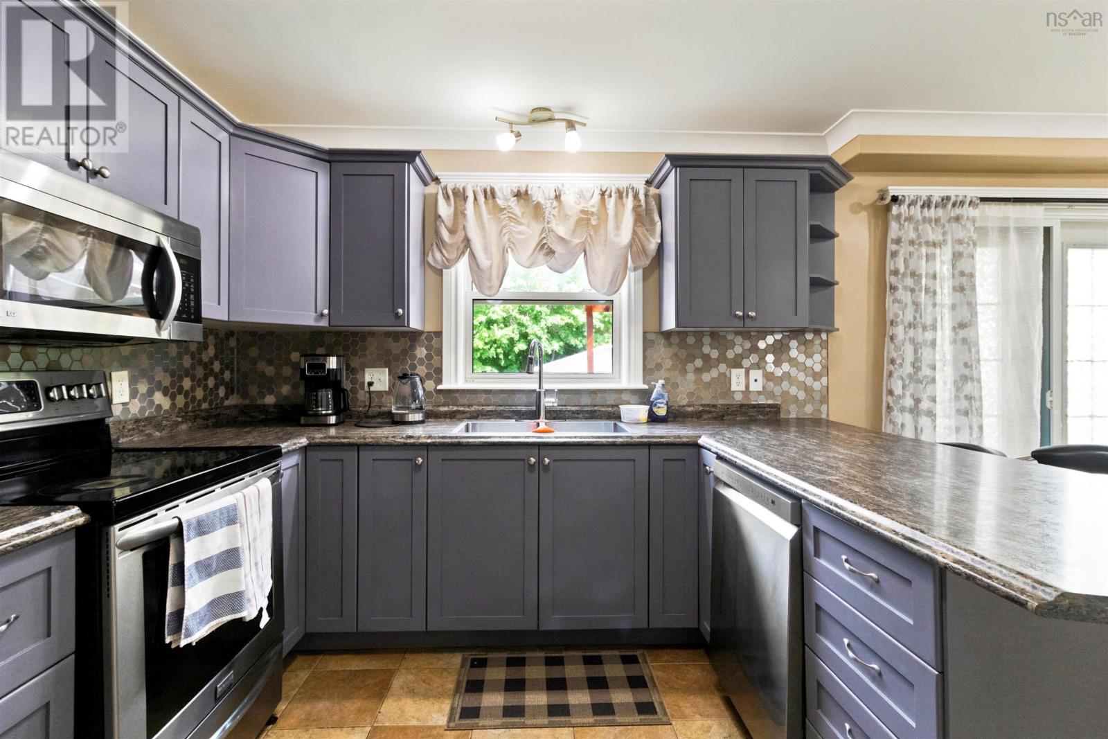 71 Cutter Drive Drive, Rockingham, Nova Scotia  B3M 4W6 - Photo 17 - 202620195