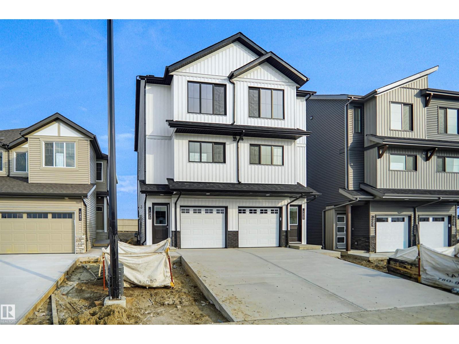 1429 9 St NW, Edmonton, Alberta  T6T 2N8 - Photo 1 - E4481095