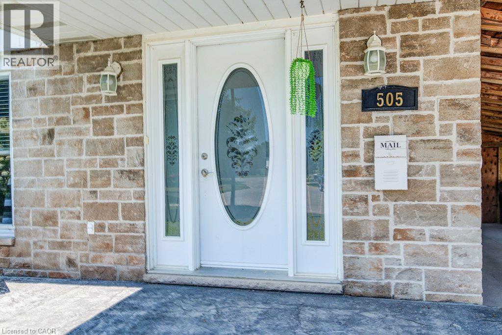 505 Briarwood Avenue, Listowel, Ontario  N4W 3P9 - Photo 5 - 40853472