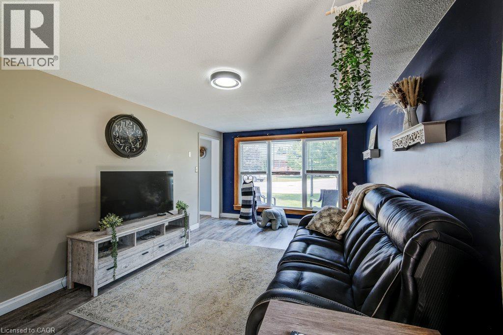 505 Briarwood Avenue, Listowel, Ontario  N4W 3P9 - Photo 17 - 40853472