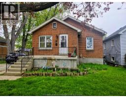 36 McNaughton Ave E AVENUE, Chatham, Ontario