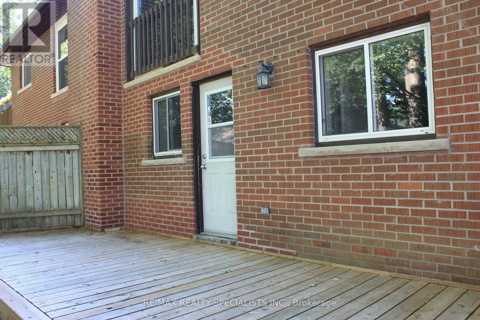 Lower - 12 Woodgrove Court, Barrie, Ontario  L4M 5B6 - Photo 2 - S13637460