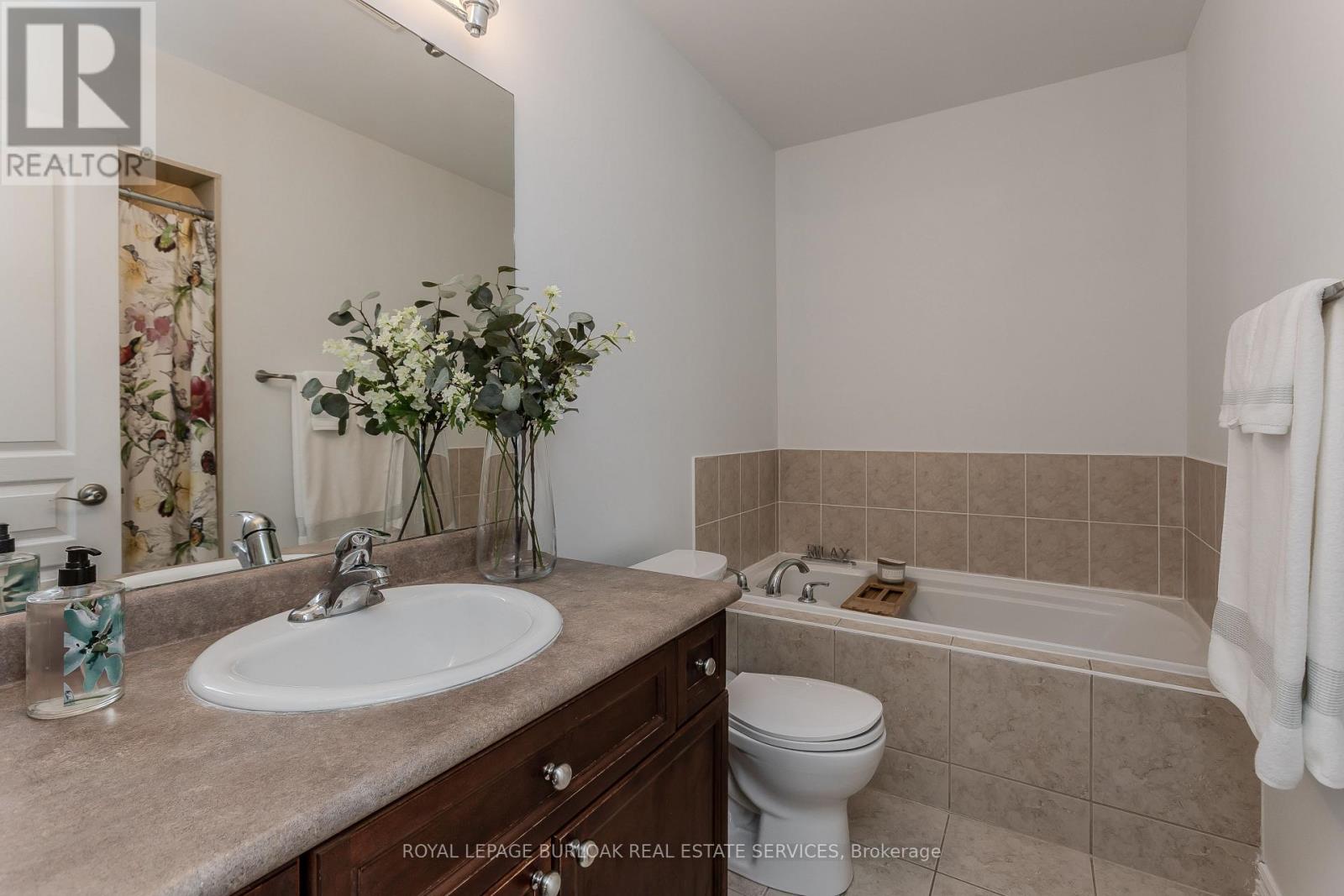 4 - 2410 Woodward Avenue, Burlington, Ontario  L7R 1T9 - Photo 11 - W13646566