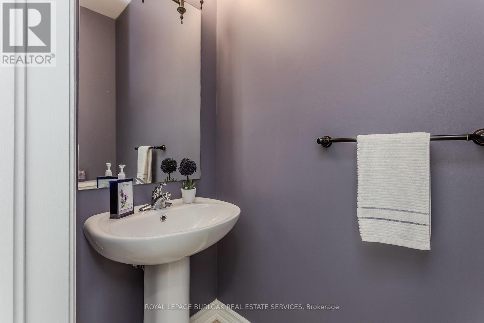 4 - 2410 Woodward Avenue, Burlington, Ontario  L7R 1T9 - Photo 8 - W13646566
