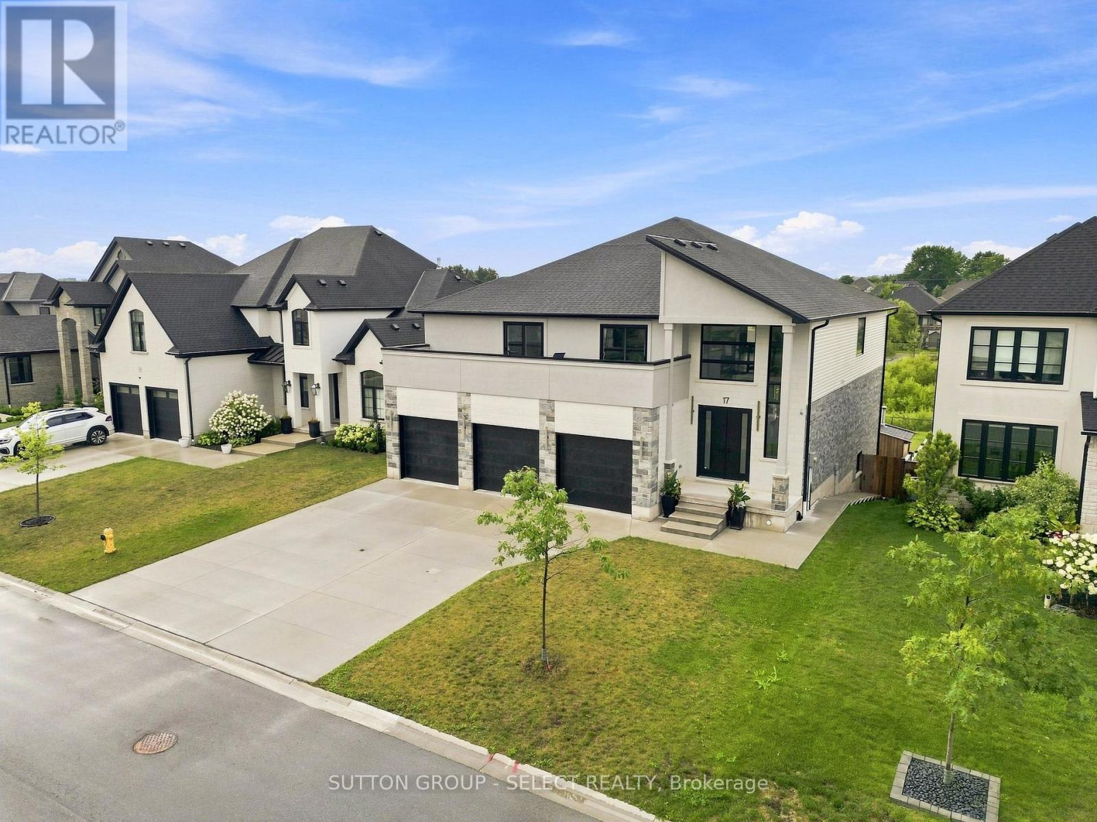 17 Arrowwood Path, Middlesex Centre, Ontario  N0M 2A0 - Photo 2 - X13659442