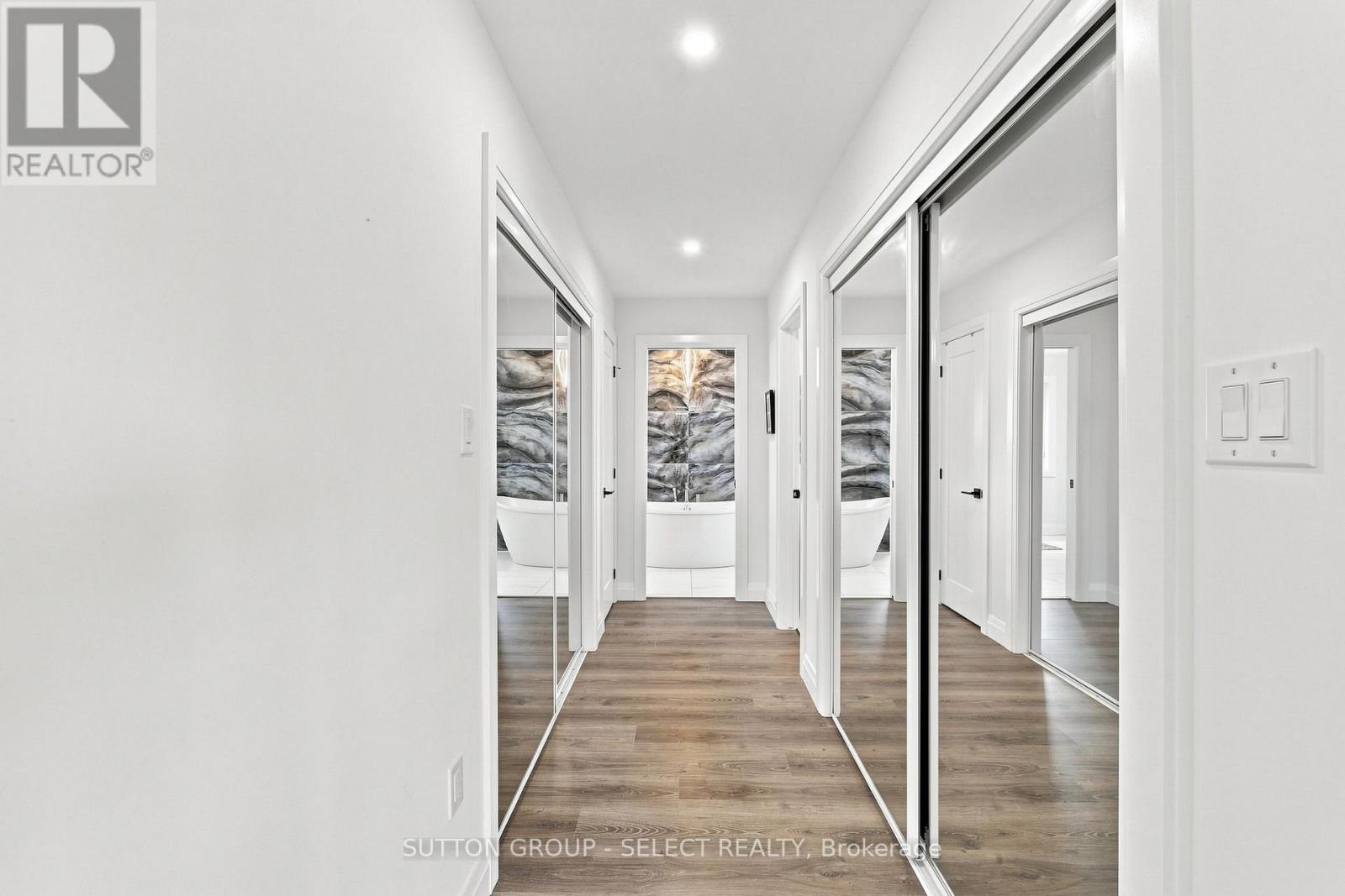 17 Arrowwood Path, Middlesex Centre, Ontario  N0M 2A0 - Photo 31 - X13659442