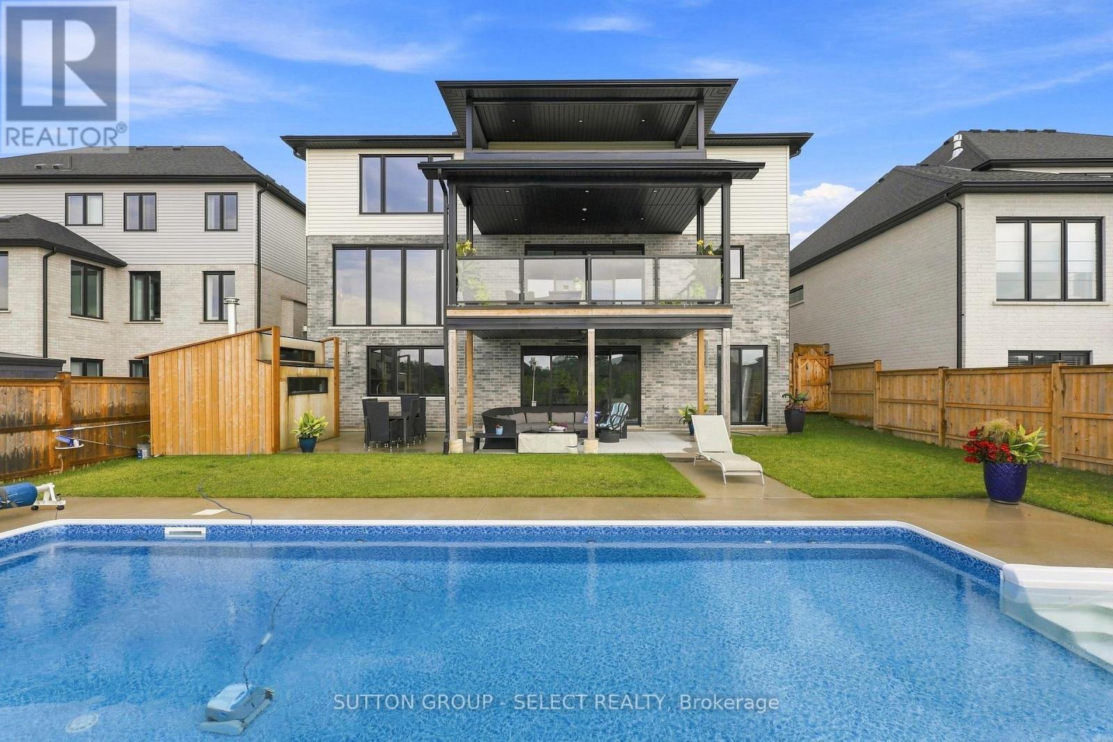 17 Arrowwood Path, Middlesex Centre, Ontario  N0M 2A0 - Photo 7 - X13659442