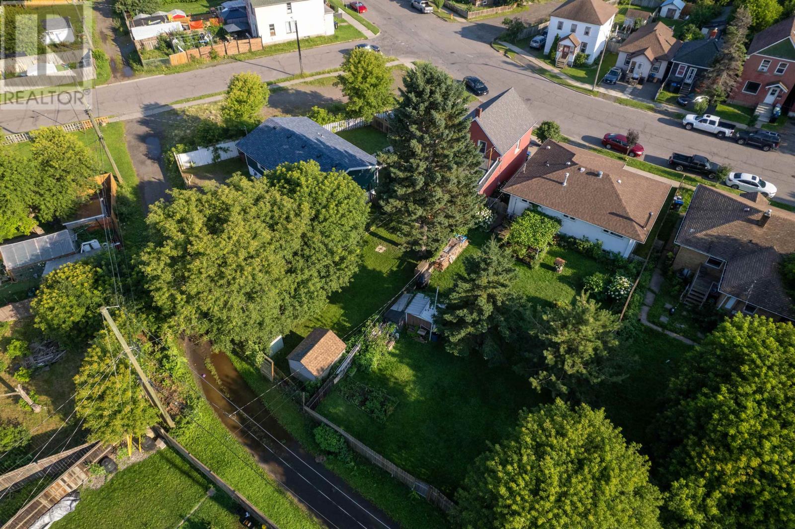 201 Cumming St, Thunder Bay, Ontario  P7C 1N8 - Photo 18 - TB2602311