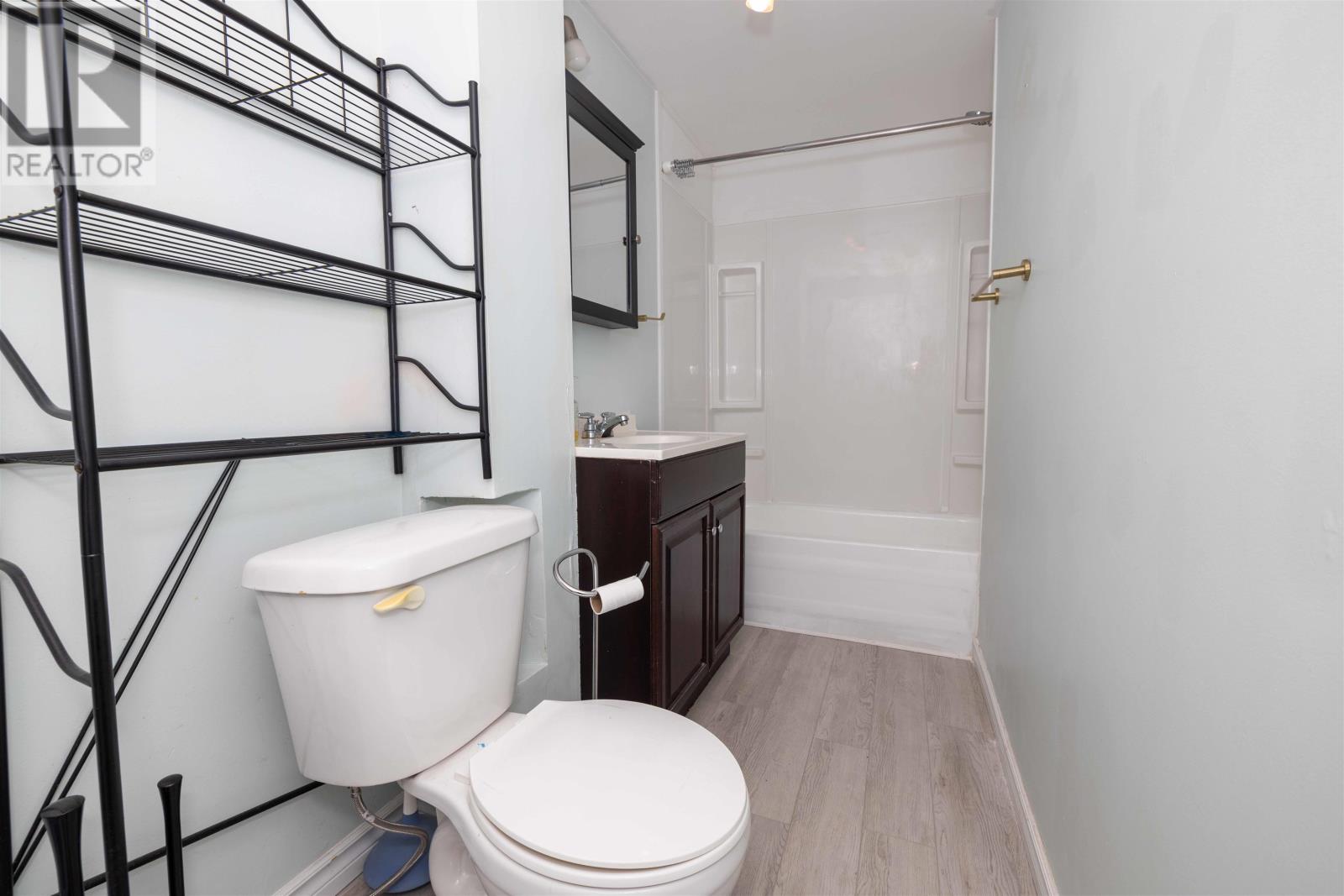 201 Cumming St, Thunder Bay, Ontario  P7C 1N8 - Photo 6 - TB2602311