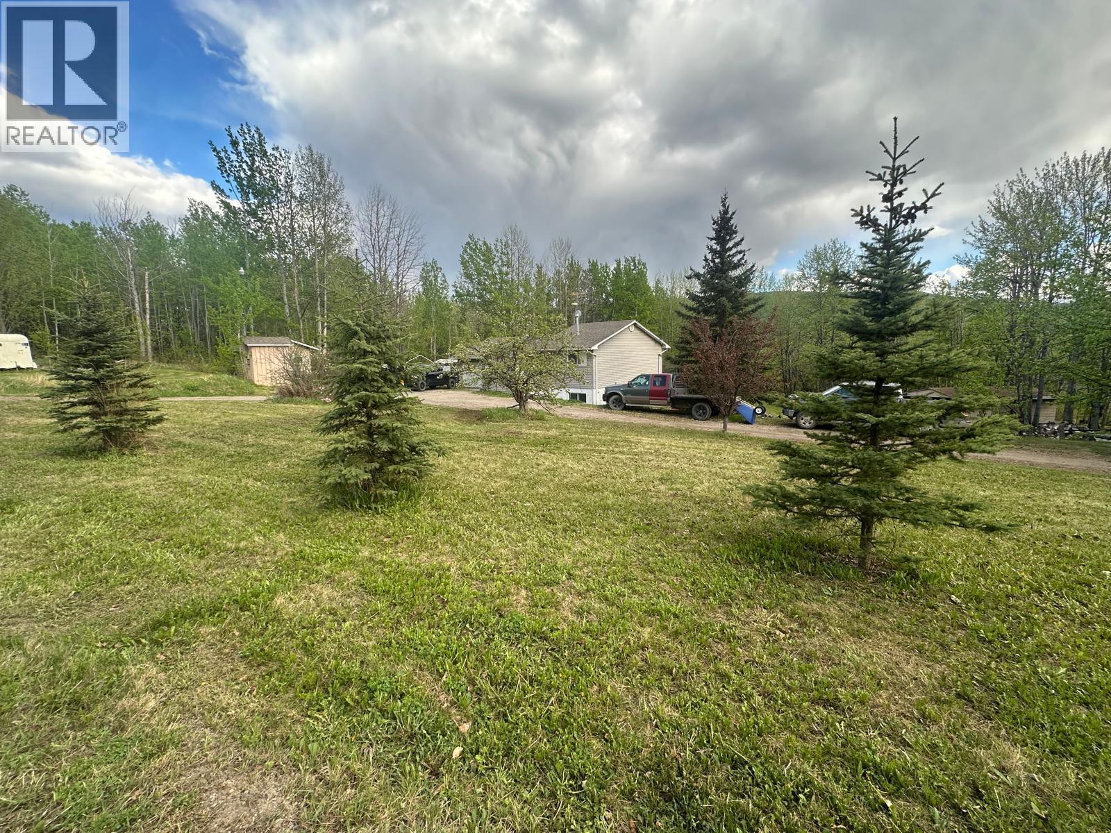 6327 Wildmare Sub, Chetwynd, British Columbia  V0C 1J0 - Photo 3 - 10385700