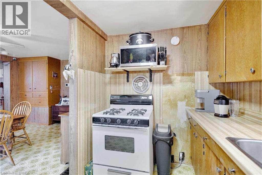 43 Ontario Street, Harrisburg, Ontario  N3L 3E1 - Photo 11 - 40833361