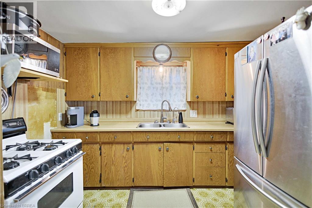 43 Ontario Street, Harrisburg, Ontario  N3L 3E1 - Photo 9 - 40833361