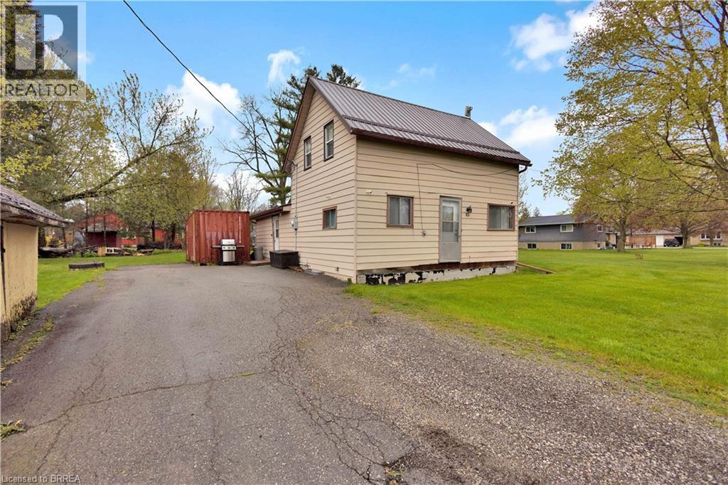 43 Ontario Street, Harrisburg, Ontario  N3L 3E1 - Photo 4 - 40833361