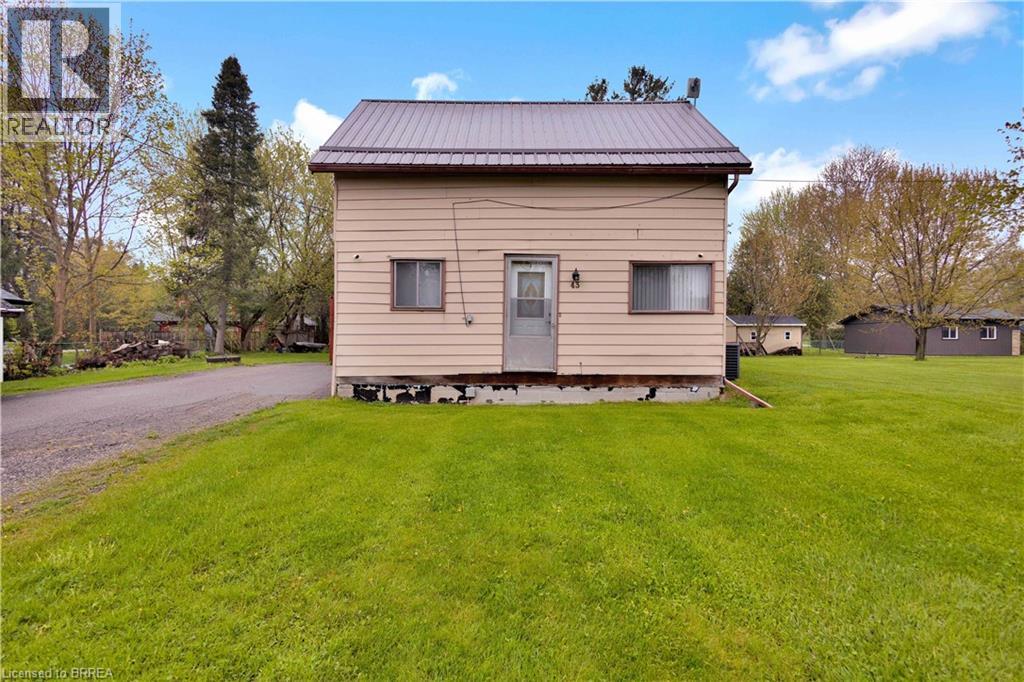 43 Ontario Street, Harrisburg, Ontario  N3L 3E1 - Photo 3 - 40833361