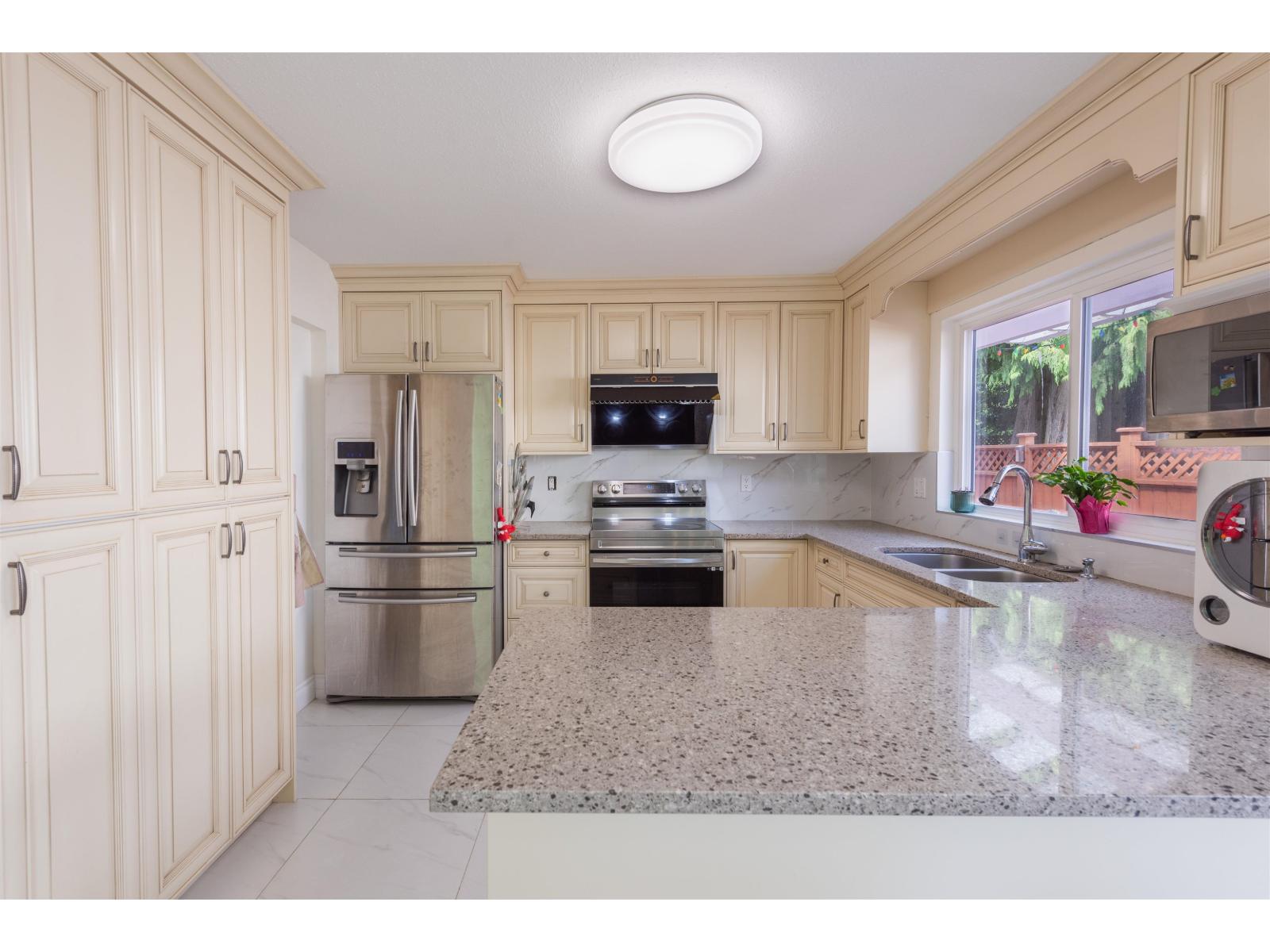 16111 10 Avenue, Surrey, British Columbia  V4A 1A7 - Photo 13 - R3154223