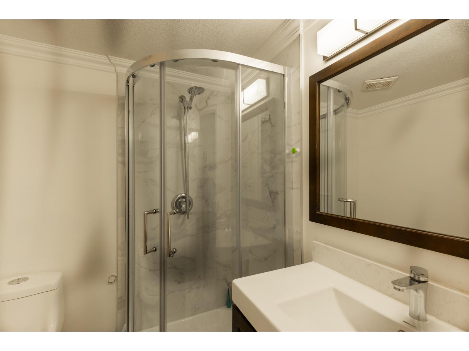 16111 10 Avenue, Surrey, British Columbia  V4A 1A7 - Photo 6 - R3154223