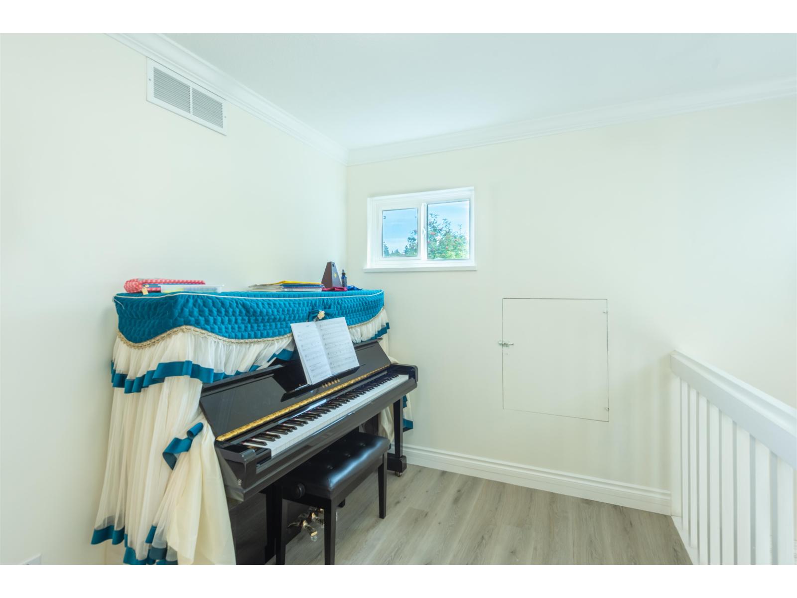 16111 10 Avenue, Surrey, British Columbia  V4A 1A7 - Photo 15 - R3154223