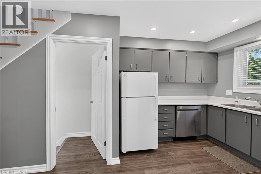 199 York Road Unit# 2, Dundas, Ontario  L9H 1M9 - Photo 14 - 40852358