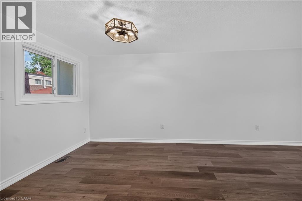 199 York Road Unit# 2, Dundas, Ontario  L9H 1M9 - Photo 10 - 40852358