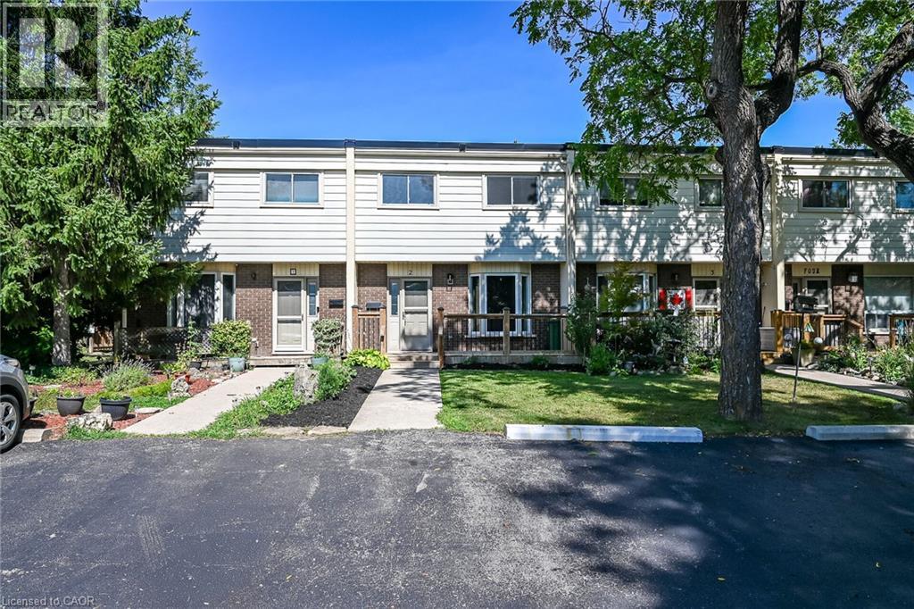 199 York Road Unit# 2, Dundas, Ontario  L9H 1M9 - Photo 2 - 40852358