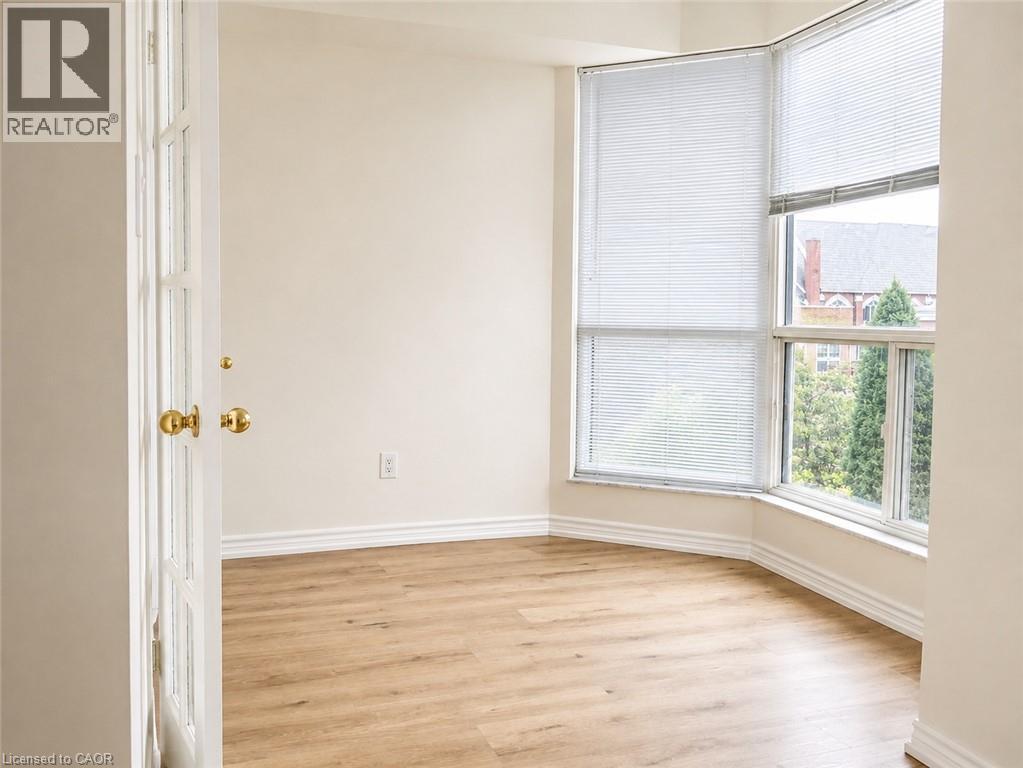 2511 W Lakeshore Road W Unit# 216, Oakville, Ontario  L6L 6L9 - Photo 10 - 40854317