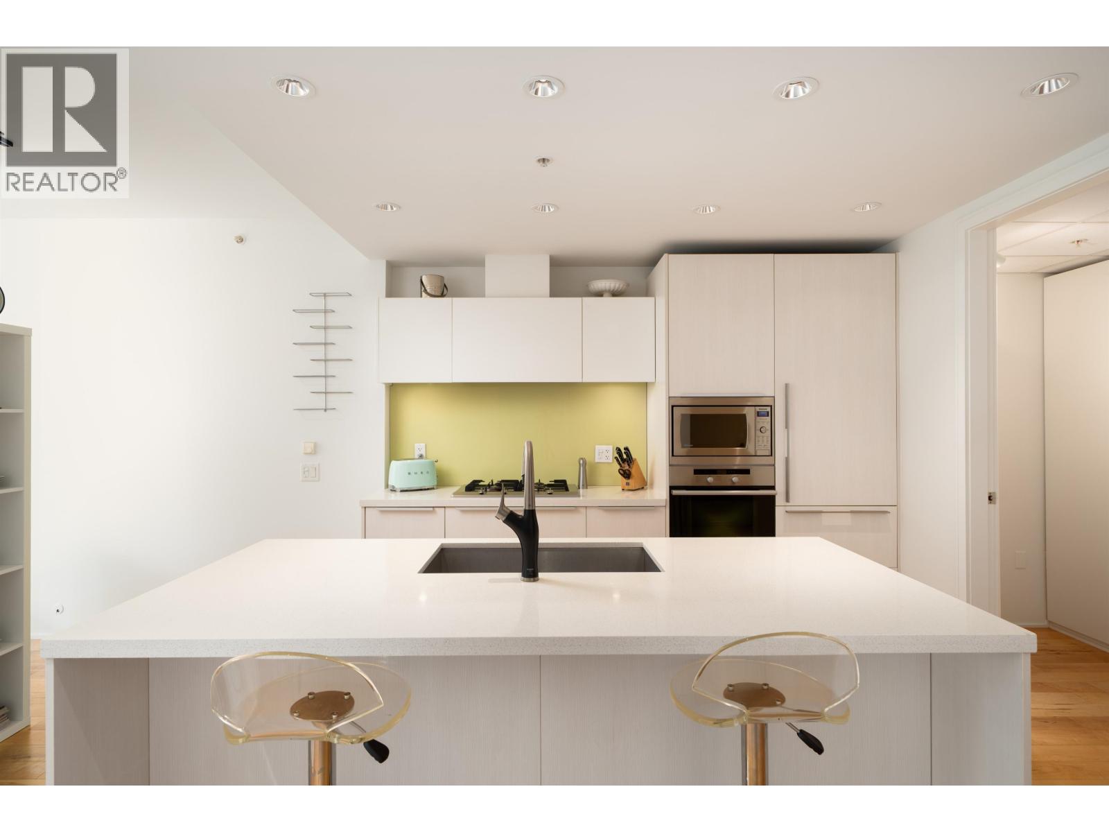 406 1661 Ontario Street, Vancouver, British Columbia V5Y 0C3 - Photo 4 - R3154307