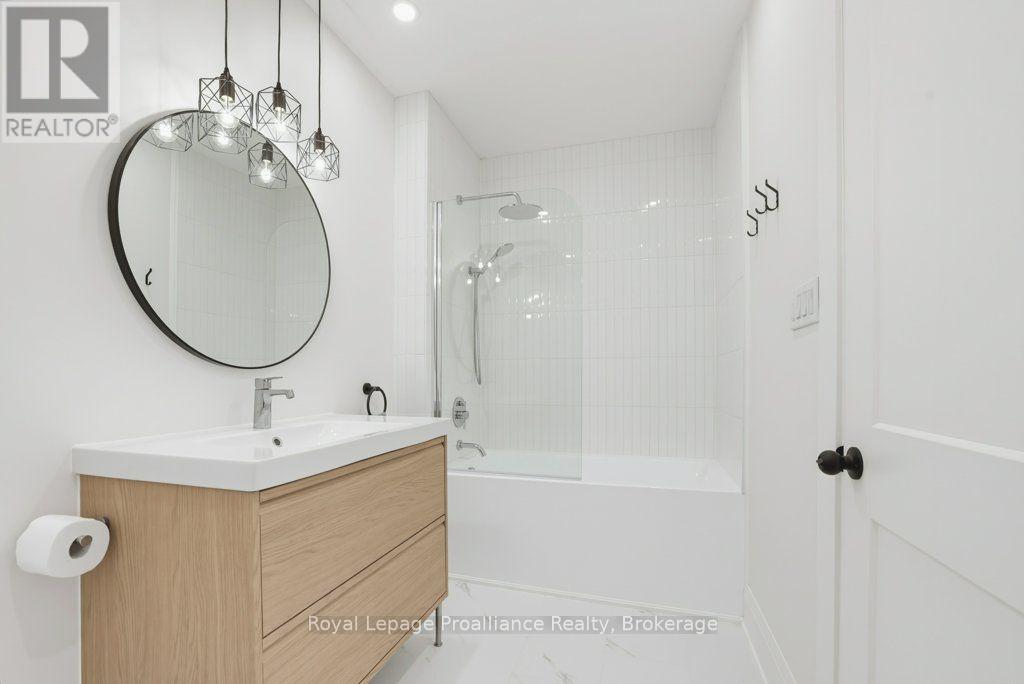 275 Charles Street, Belleville, Ontario  K8N 3M7 - Photo 37 - X13659310