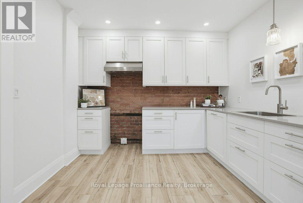 275 Charles Street, Belleville, Ontario  K8N 3M7 - Photo 14 - X13659310