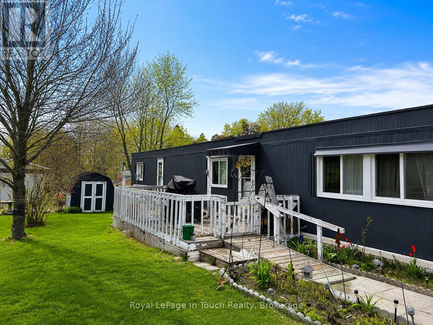 38 Northland Road, Midland, Ontario  L4R 0B9 - Photo 2 - S13659410