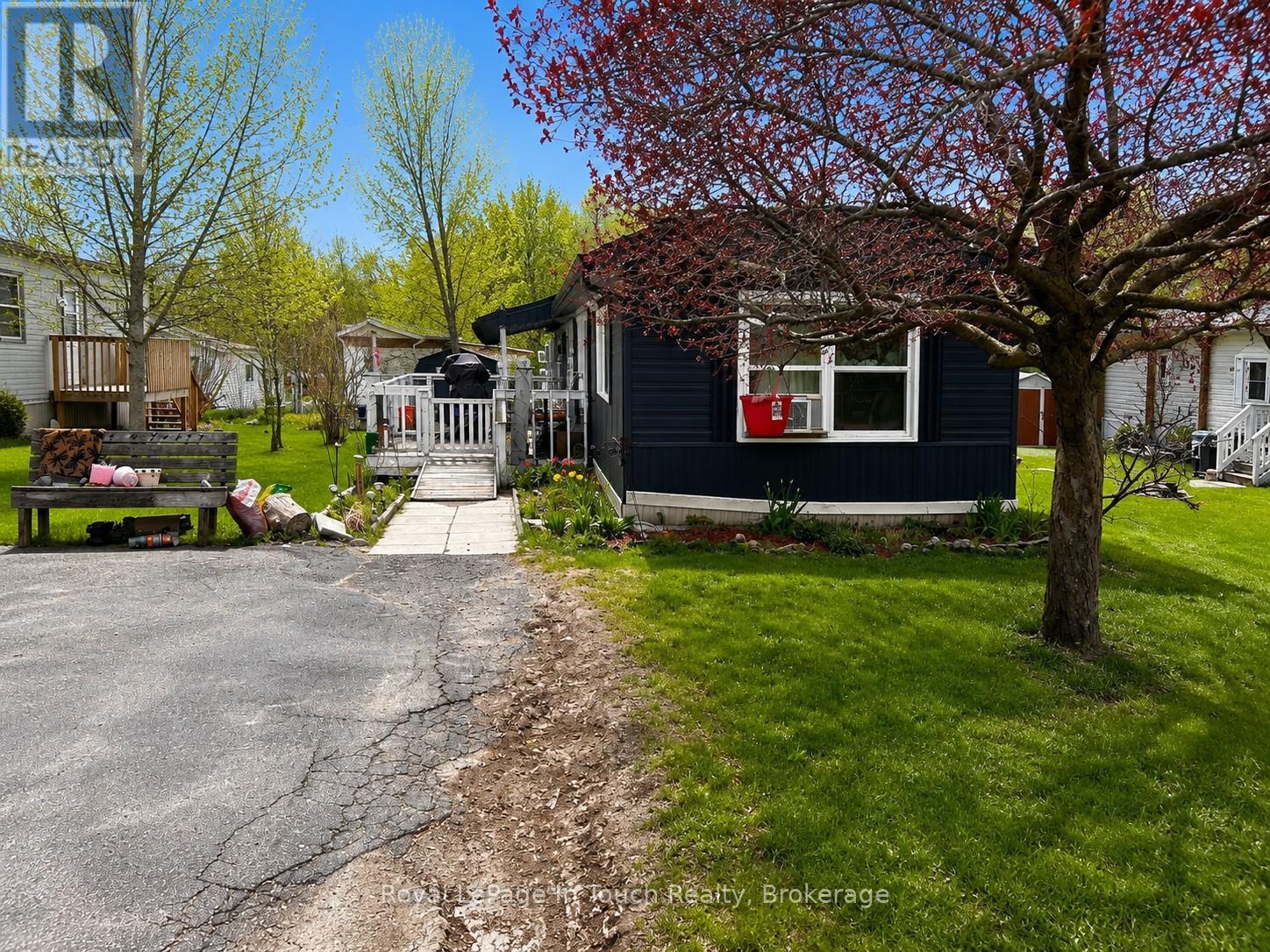 38 Northland Road, Midland, Ontario  L4R 0B9 - Photo 3 - S13659410