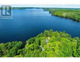 326 CHIKOPI ROAD, magnetawan (ahmic harbour), Ontario