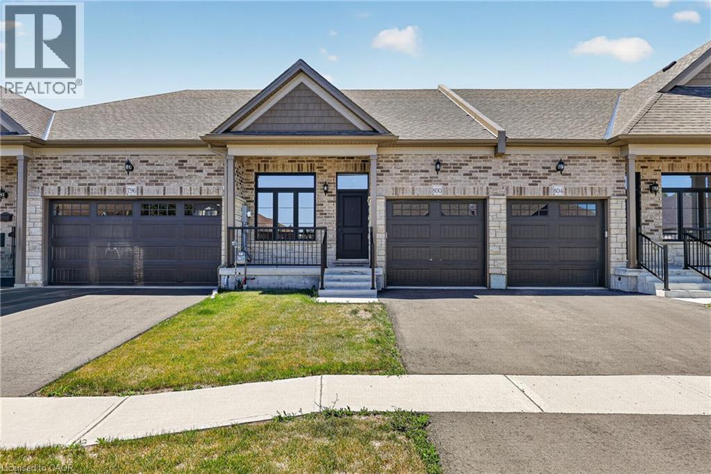 804 Garden Court Crescent, Woodstock, Ontario N4T 1W6 - Photo 1 - 40854787